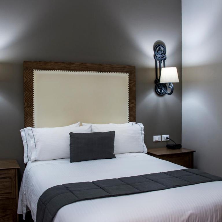 Historico Central Hotel - Standard Double Room - 1 Bed - 11