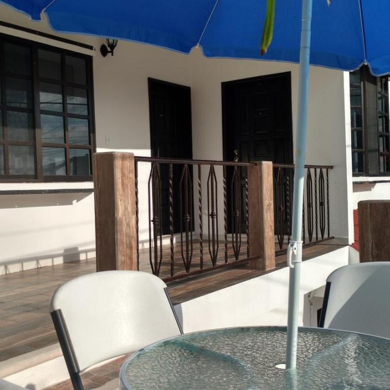 Vacation Rental - Upper Floor Room at Casa Cocoa - Apartamento - 25