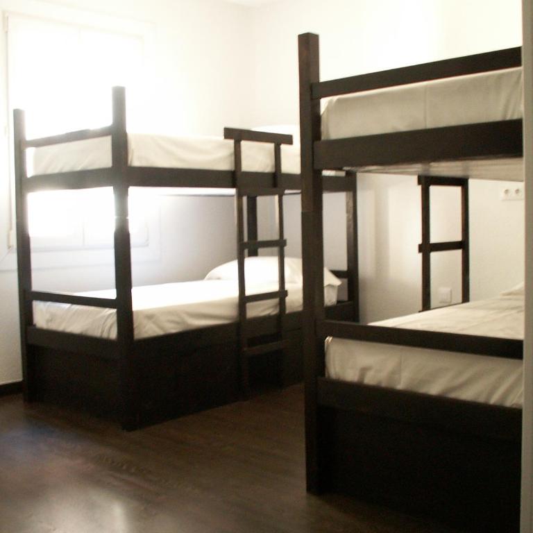 Oasis Backpackers' Toledo - Cama en habitación compartida mixta de 4 camas - 1