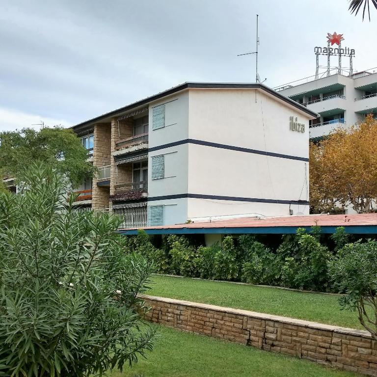 Dalt Vila Salou - Three-Bedroom Apartment - 26