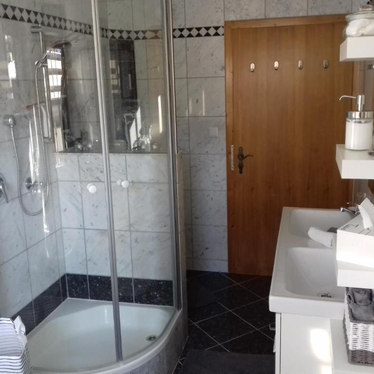 Ferienwohnung Wiesmühlstrasse - Apartment mit 2 Schlafzimmern - 2