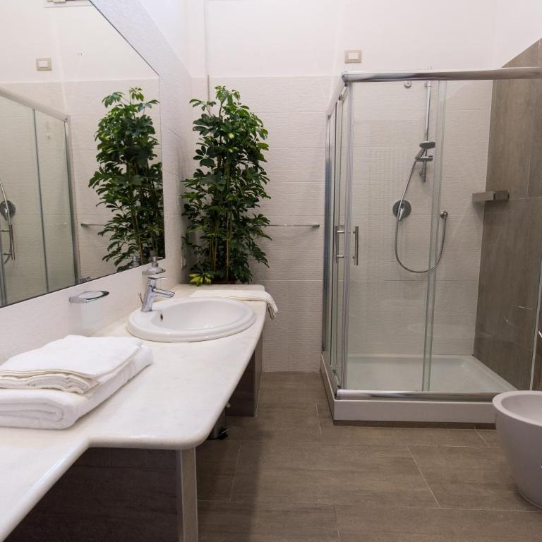 Savoy Riviera - Suite - 10