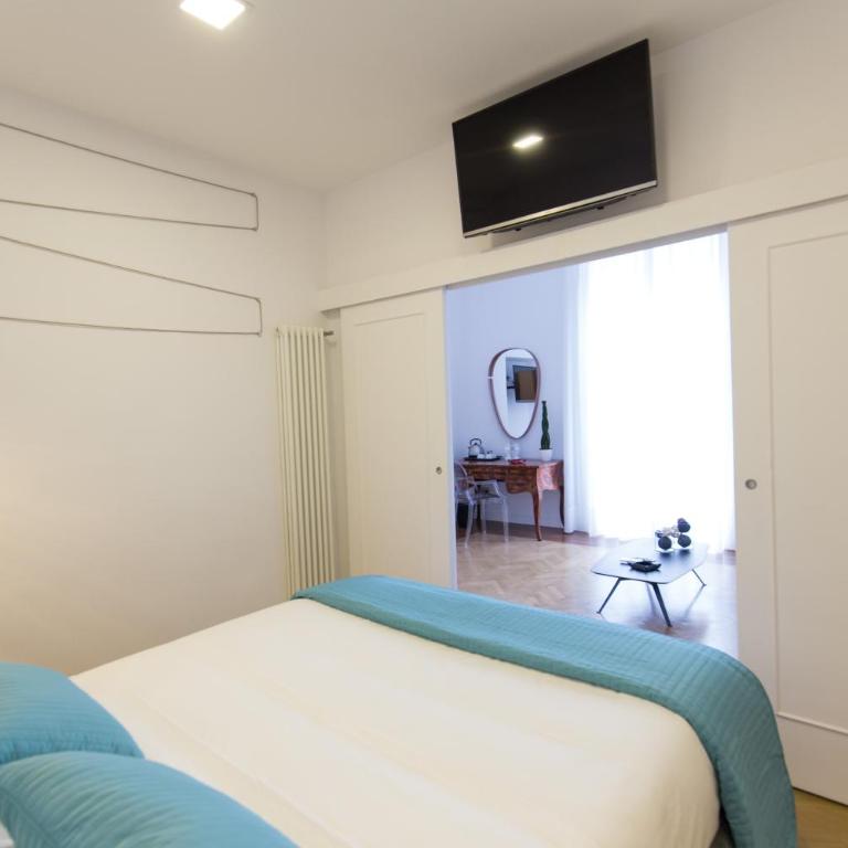 Savoy Riviera - Suite - 8