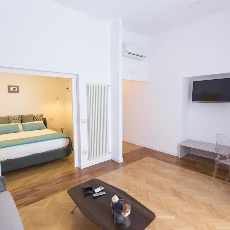 Savoy Riviera - Suite - 1