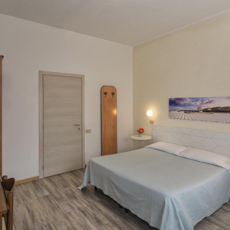 Hotel Cecile - Camera Tripla - 4