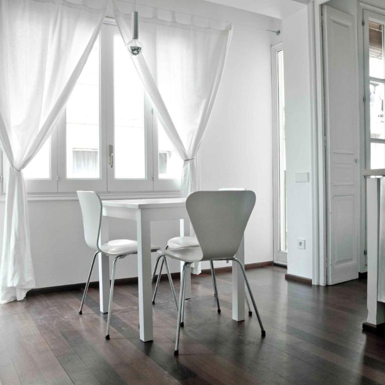 Barceloneta Suites Apartments Market - Superior Apartment - 7