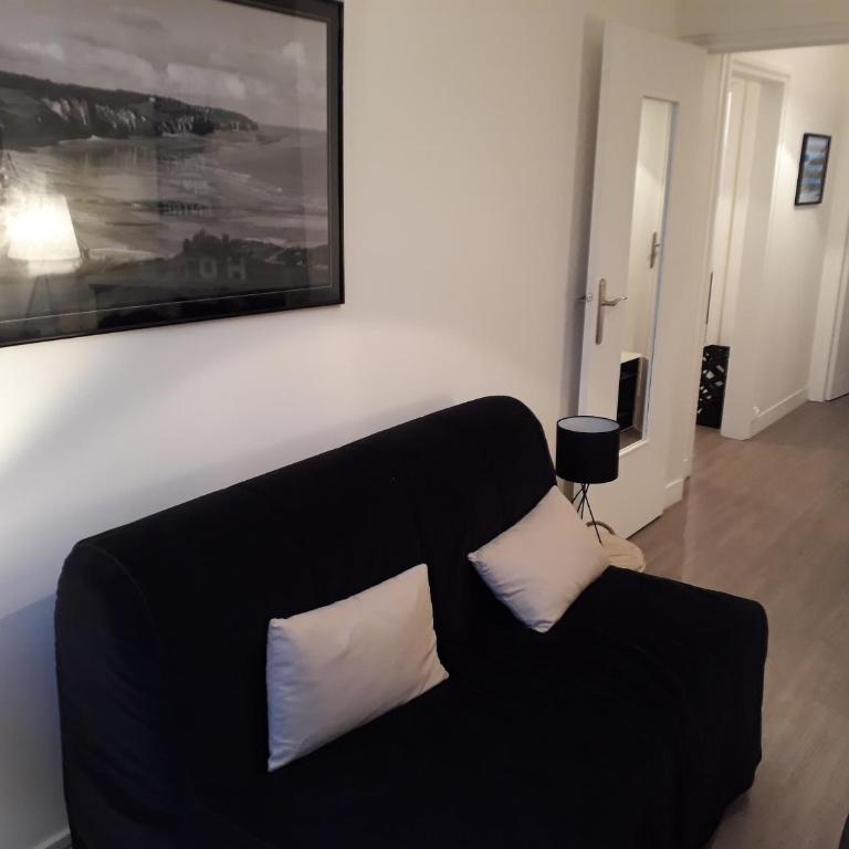 Appartement Quai Ouest, vue entrée port, Stationnement gratuit, Lits faits pour votre arrivée, serviettes de toilettes fournies - Appartement - 4