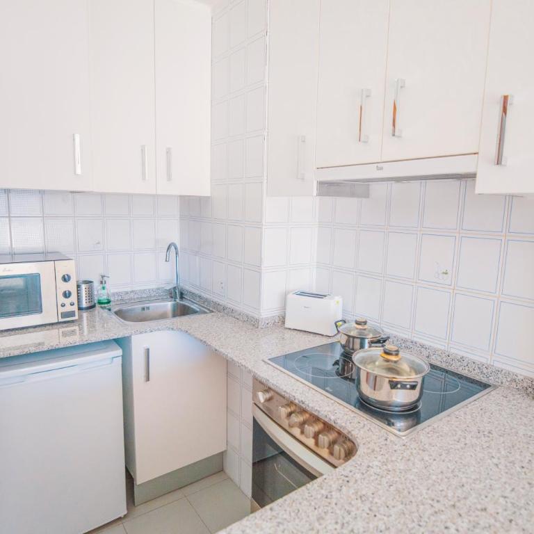 Apartamento Familiar Leomar - Apartamento - 15