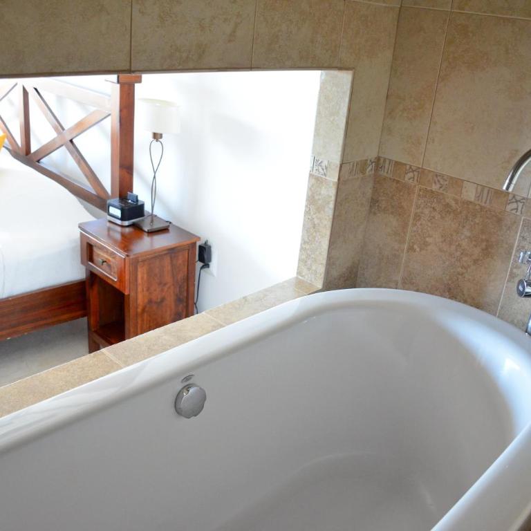 La Pasion Colonial Hotel Boutique By Bunik - Deluxe Double Room with Bath - 2