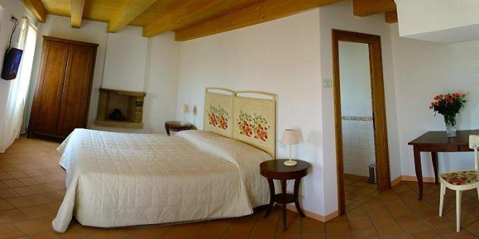 Agriturismo Le Campagnole - Camera Matrimoniale/Doppia con Letti Singoli - 2