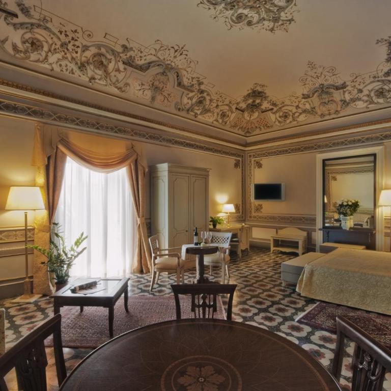Hotel Manganelli Palace - Deluxe Suite - 4
