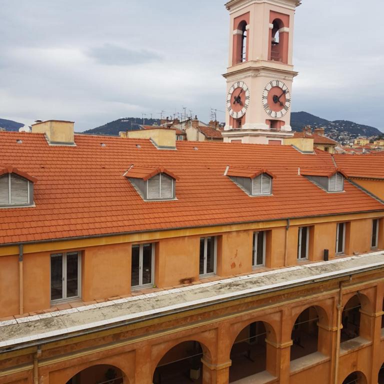Studette en plein cœur du Vieux Nice - Studio - 55