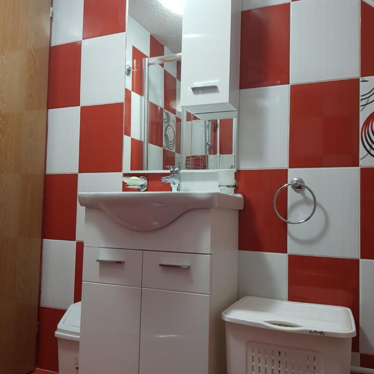 Deluxe Studio & Rooms Zarubica - Single Room with Mountain View - 11