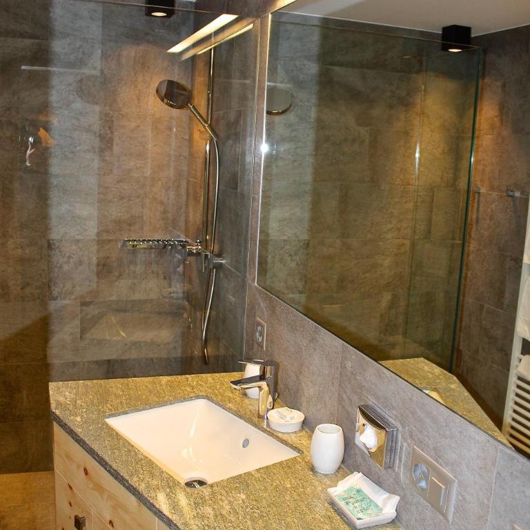 Hotel Conrad - Deluxe Doppelzimmer - 3