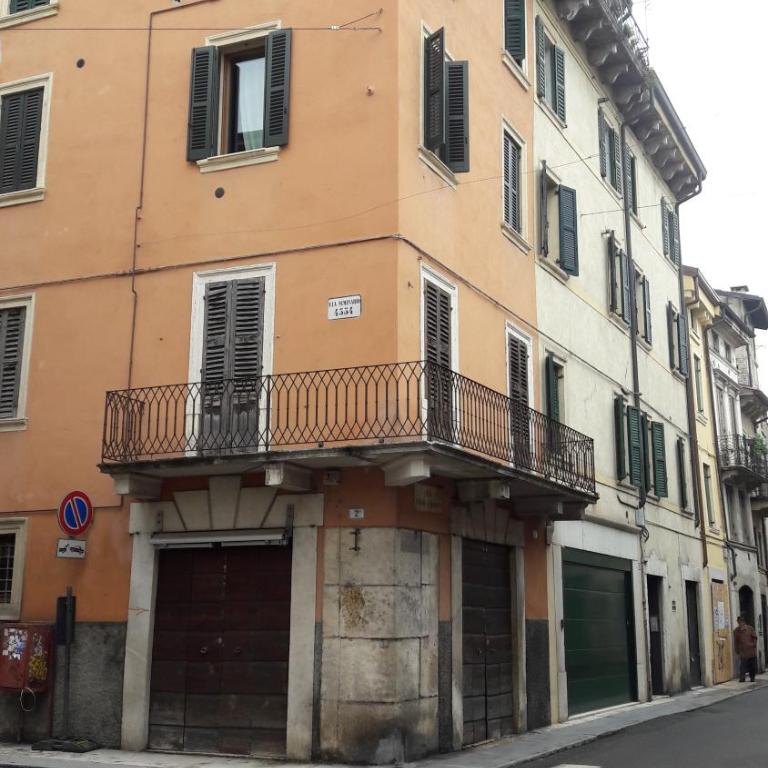 Centre 2 bedroom Flat - Two-Bedroom Apartment - 18