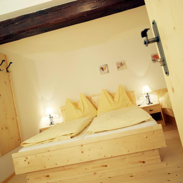 Kolping-Ferienhaus - Dreibettzimmer - 1