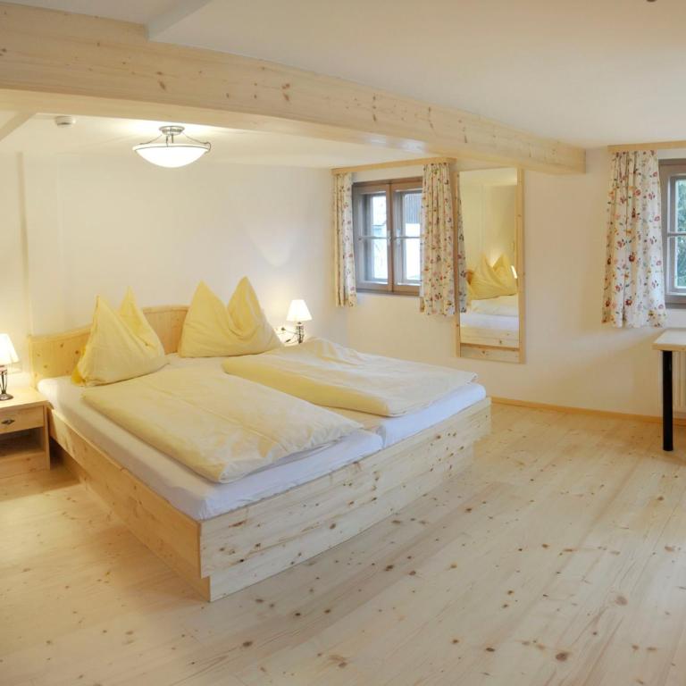 Kolping-Ferienhaus - Vierbettzimmer - 2