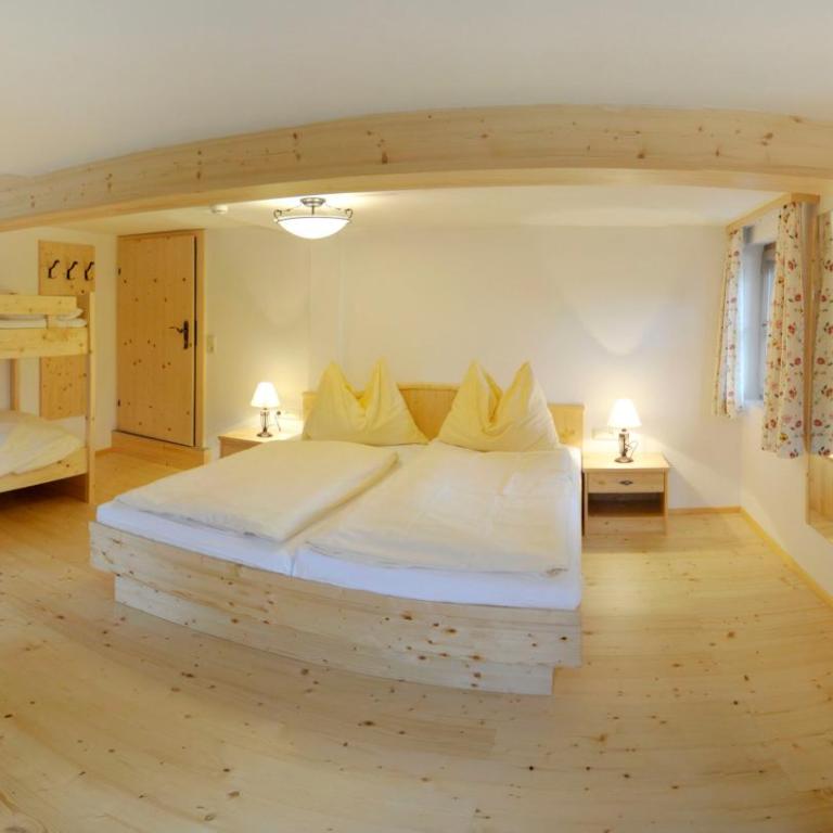 Kolping-Ferienhaus - Vierbettzimmer - 1