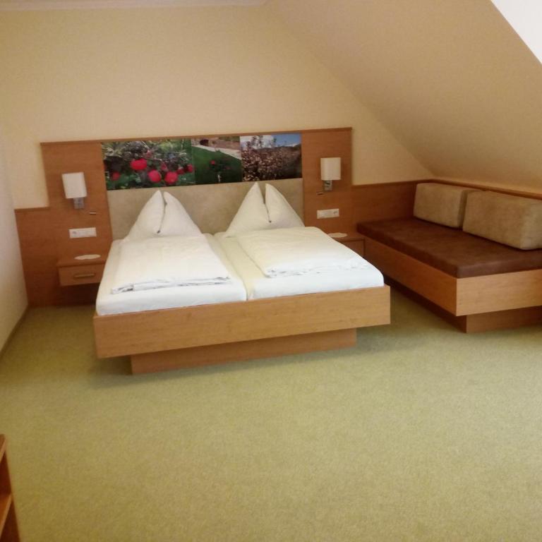 Hotel Restaurant zum Schwan - Dreibettzimmer - 5