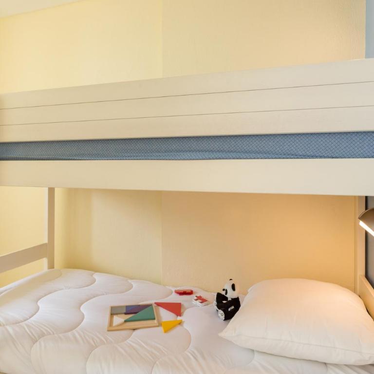 Résidence Pierre & Vacances Bleu Marine - Two-Bedroom Apartment with Balcony (6 People) - Sea View - 2