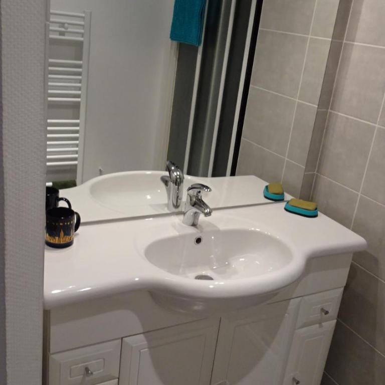 Appart T4 Luchon plein centre - Two-Bedroom Apartment - Ground Floor - 10