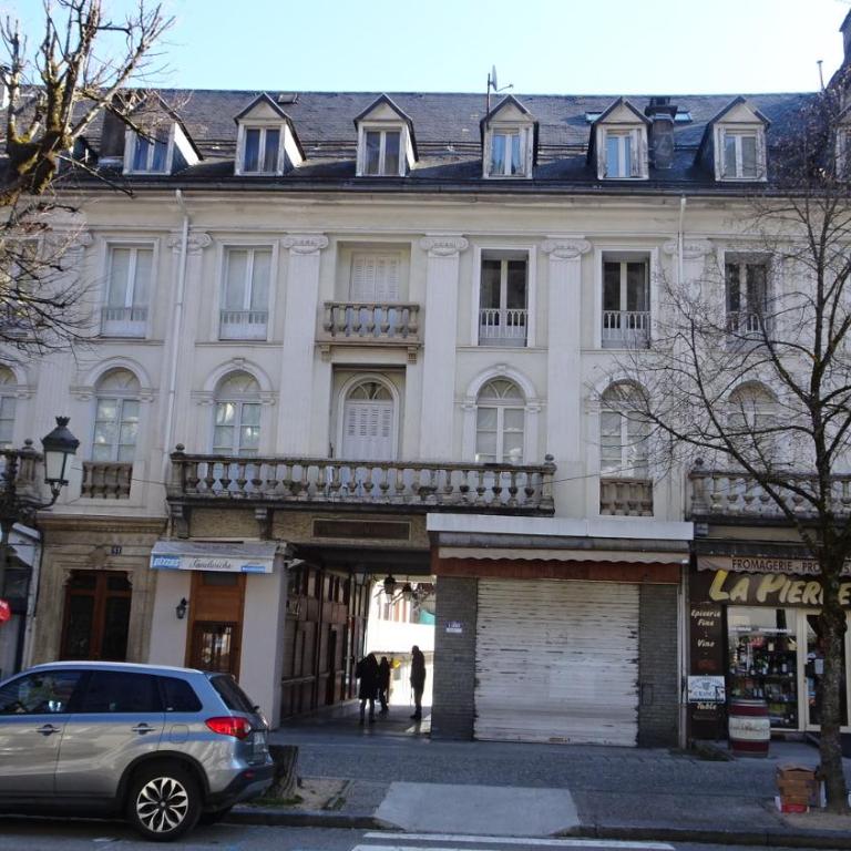 Appart T4 Luchon plein centre - Two-Bedroom Apartment - Ground Floor - 1