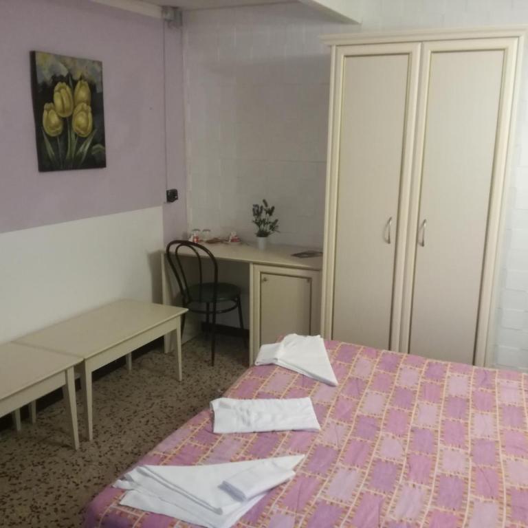 Hotel La Zorza - Camera Matrimoniale Economy - 4
