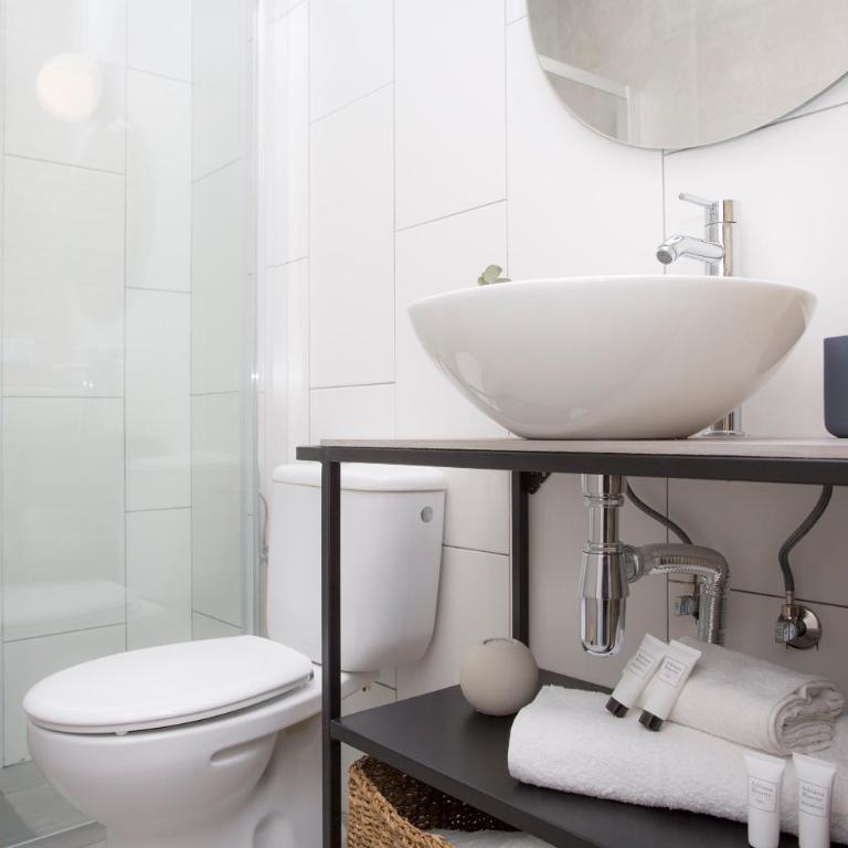 SingularStays Parque Central - One-Bedroom Apartment - 12