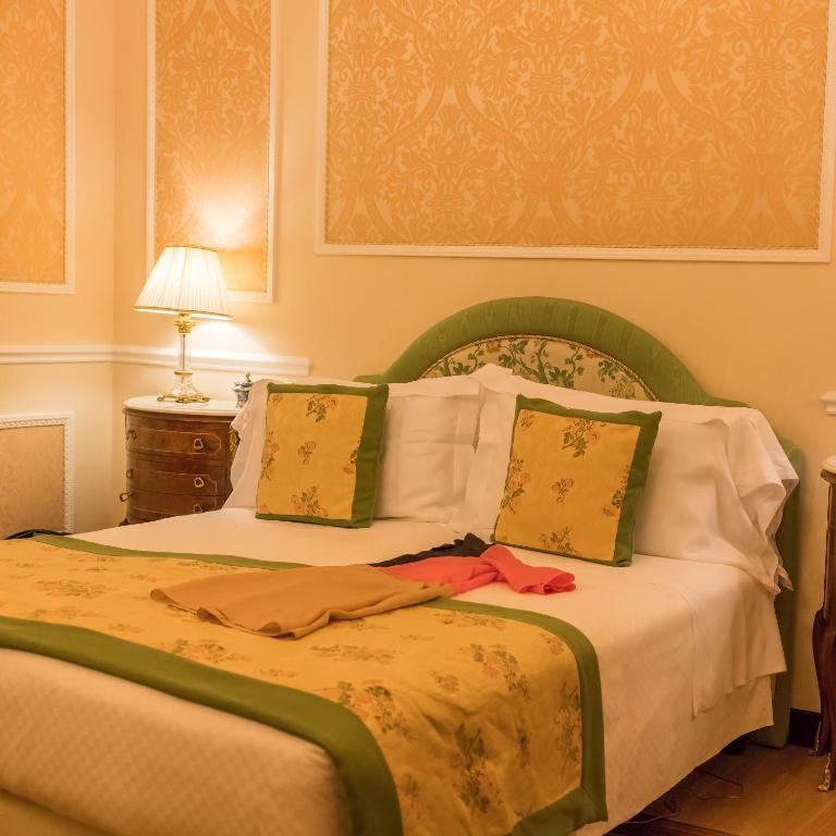 Hotel Bernini Palace - Family Room - 2