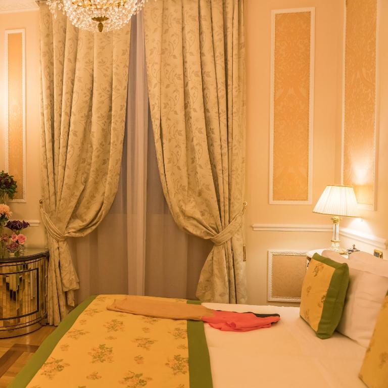 Hotel Bernini Palace - Family Room - 3