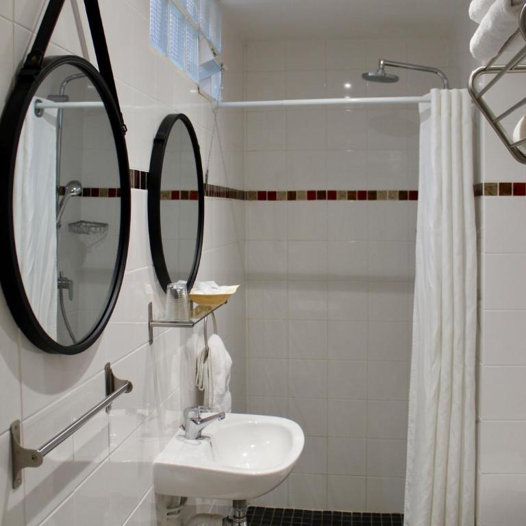Hotel des Pyrénées - Chambre Quadruple - 5