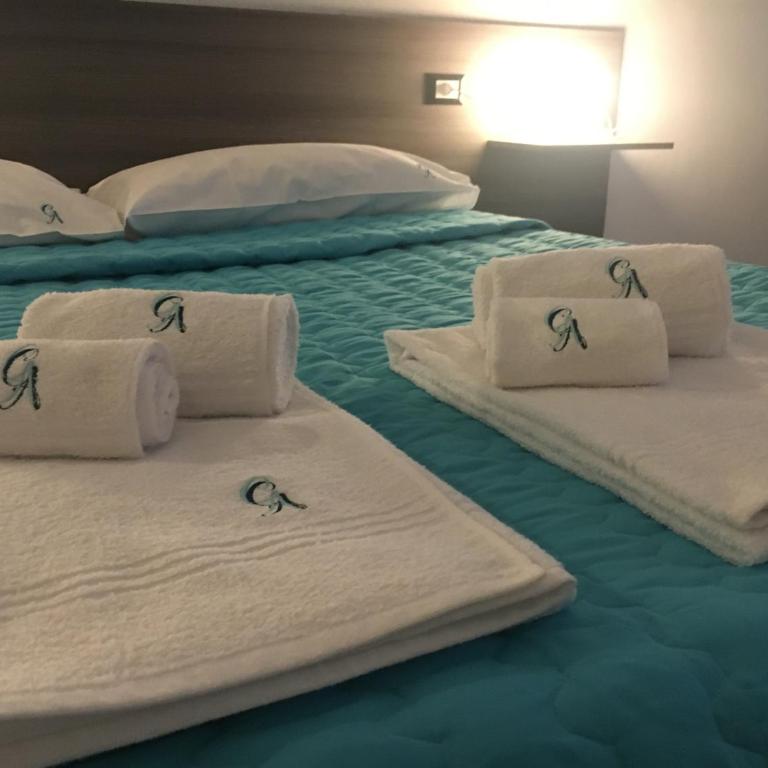 B&B Costa Azzurra - Deluxe Quadruple Room - 3