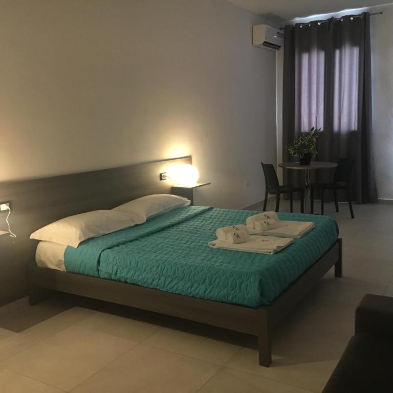 B&B Costa Azzurra - Deluxe Quadruple Room - 28