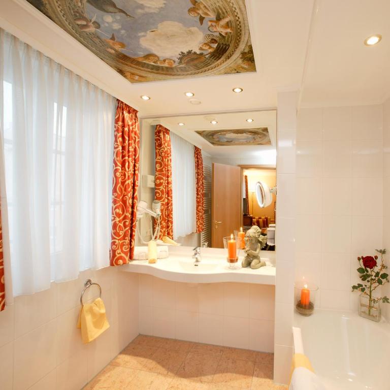 Hotel Schlosskrone - Superior Doppel- oder Zweibettzimmer - Hohenschwangau - 10