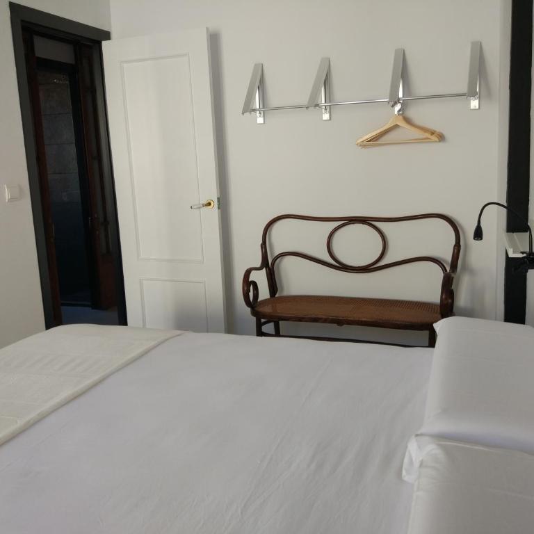 Apartments Downtown Valencia - Apartment with Terrace - 8