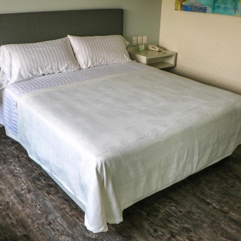 Hotel La Luna - Habitación Deluxe - 1 cama grande - 1
