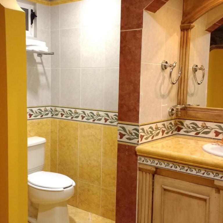 Suites Flamboyanes - Suite Deluxe con bañera de hidromasaje - 5