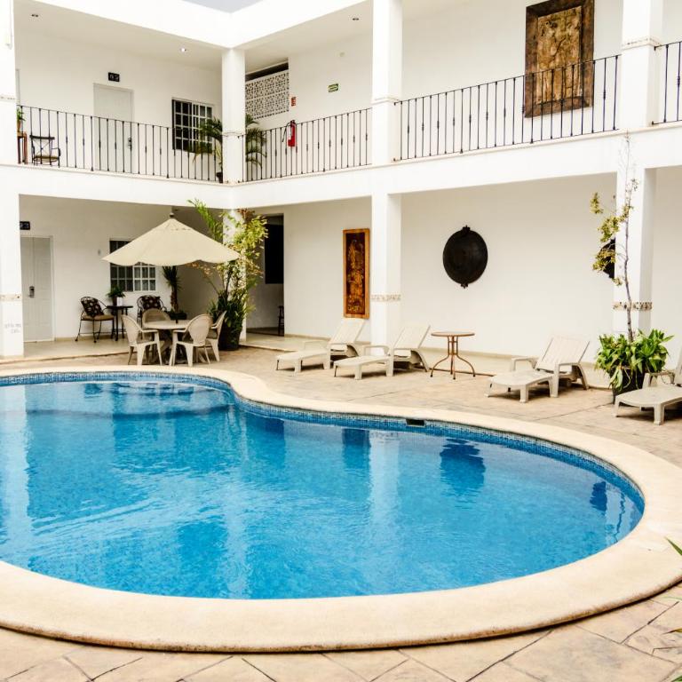 Hotel María Jose - Suite con zona de cocina - 1