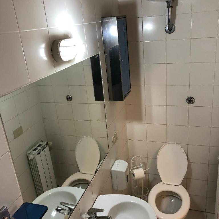 Hotel Bolognese - Camera Familiare con Bagno Privato - 3