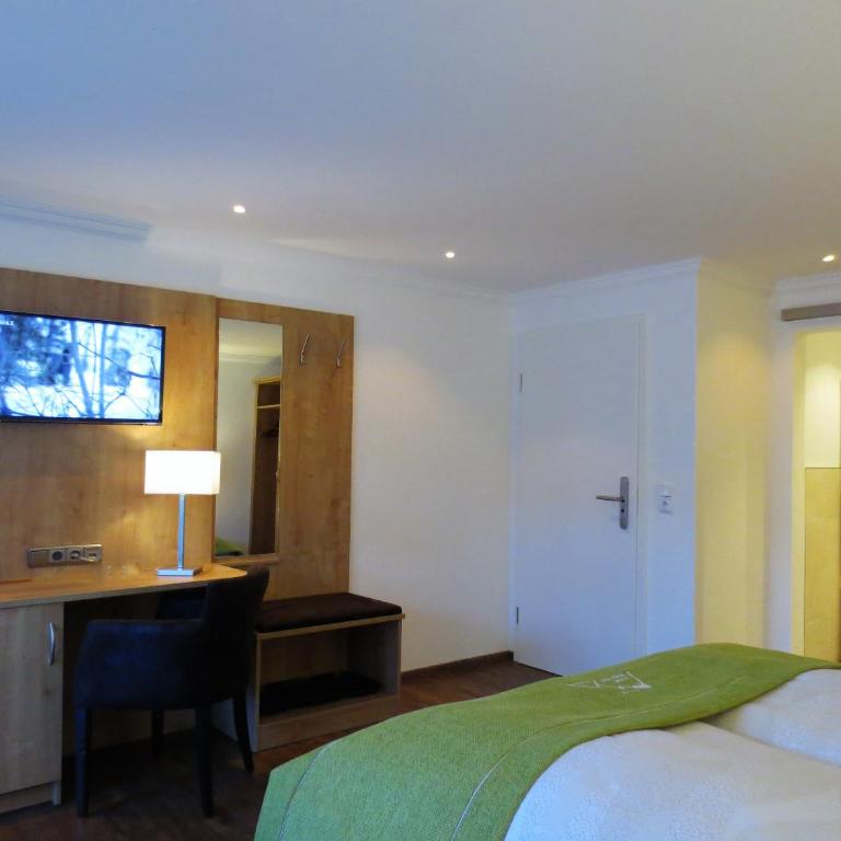 Hotel Alp Inn - Chiemgaukarte inclusive - Doppelzimmer mit Balkon oder Terrasse - 19
