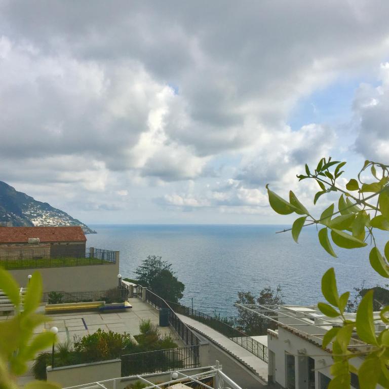 Hotel Villa Delle Palme in Positano - Camera Matrimoniale/Doppia con Letti Singoli con Balcone - 17
