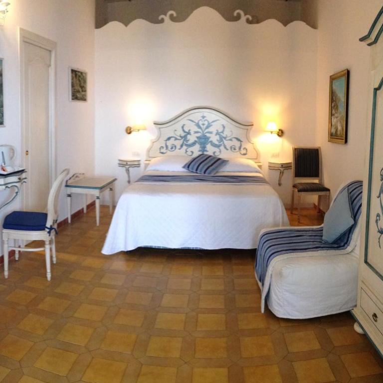 Hotel Villa Delle Palme in Positano - Camera Matrimoniale/Doppia con Letti Singoli con Terrazza - 6