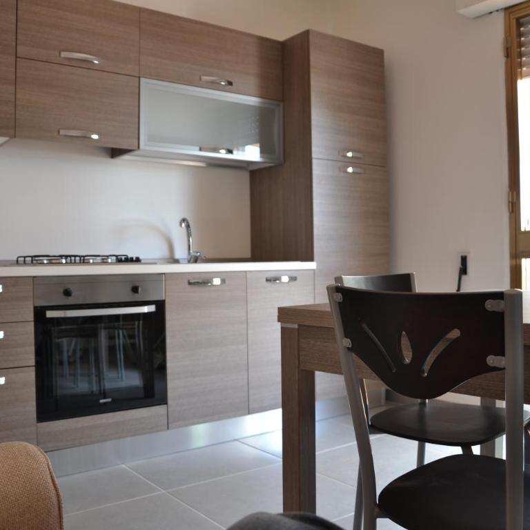 Appartamento Castiglione - Casa con 2 Camere da Letto - 1