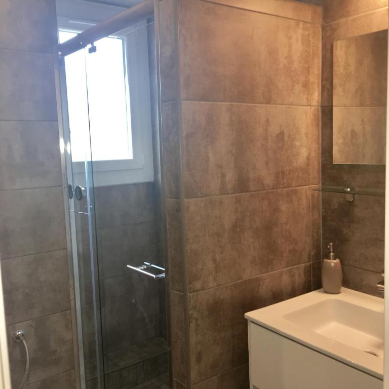 Les Hameaux de Provence - Piscine et place de Parking privée - Accès plage et sentier du littoral - Appartement 1 Chambre - 17