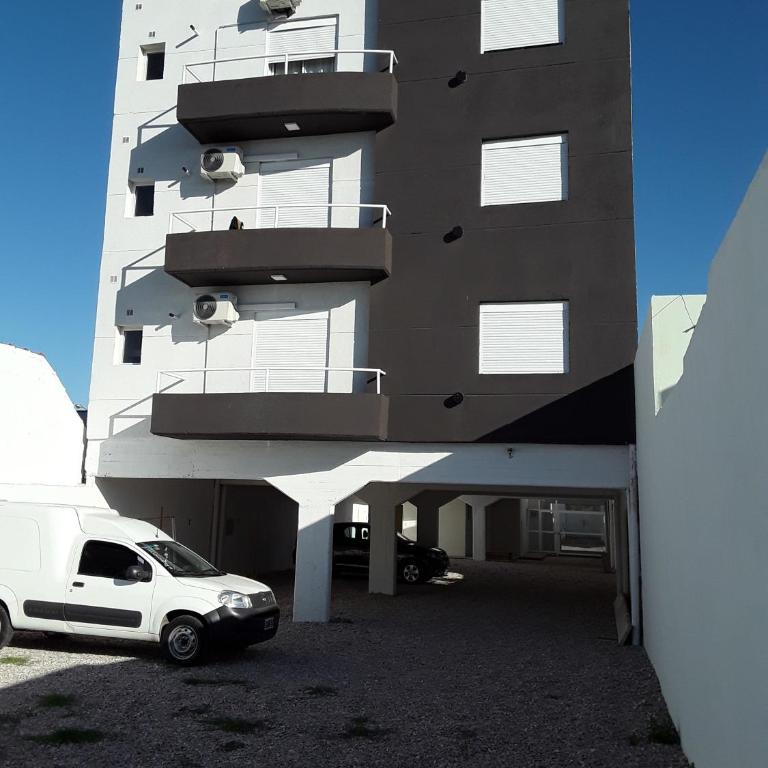 Departamentos Solares - Bravard - Apartamento con balcón - 8