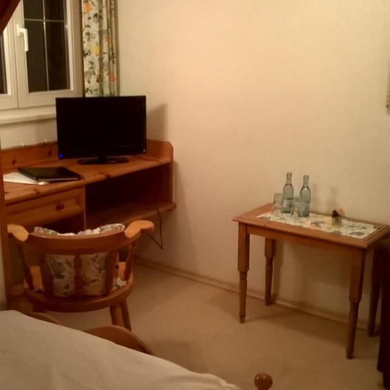 Hotel Alte Post - Budget Zweibettzimmer - 3