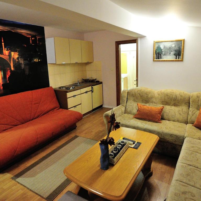 Villa Edem - Apartment with Balcony - 13