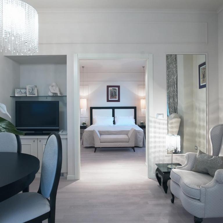 Savoia Hotel Regency - Suite con Balcone - 4