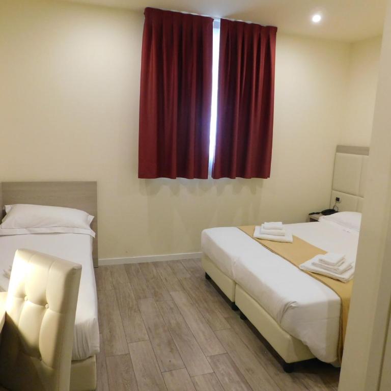 "La Conchiglia d' Oro" HOTEL & SPA - Camera Tripla Economy - 10