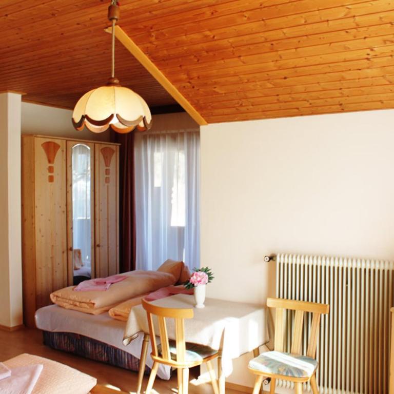 Edelweisshof - Vierbettzimmer - 6